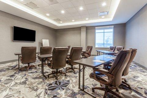 Holiday Inn & Suites Cedar Falls - Conference Ctr in シーダーフォールズ, IA