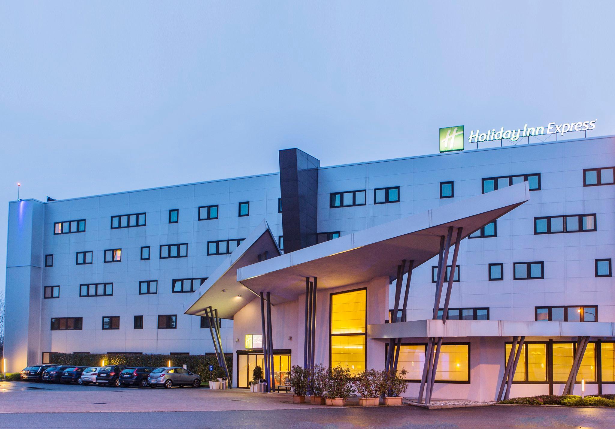 Holiday Inn Express Milan-Malpensa Airport in Somma Lombardo, IT