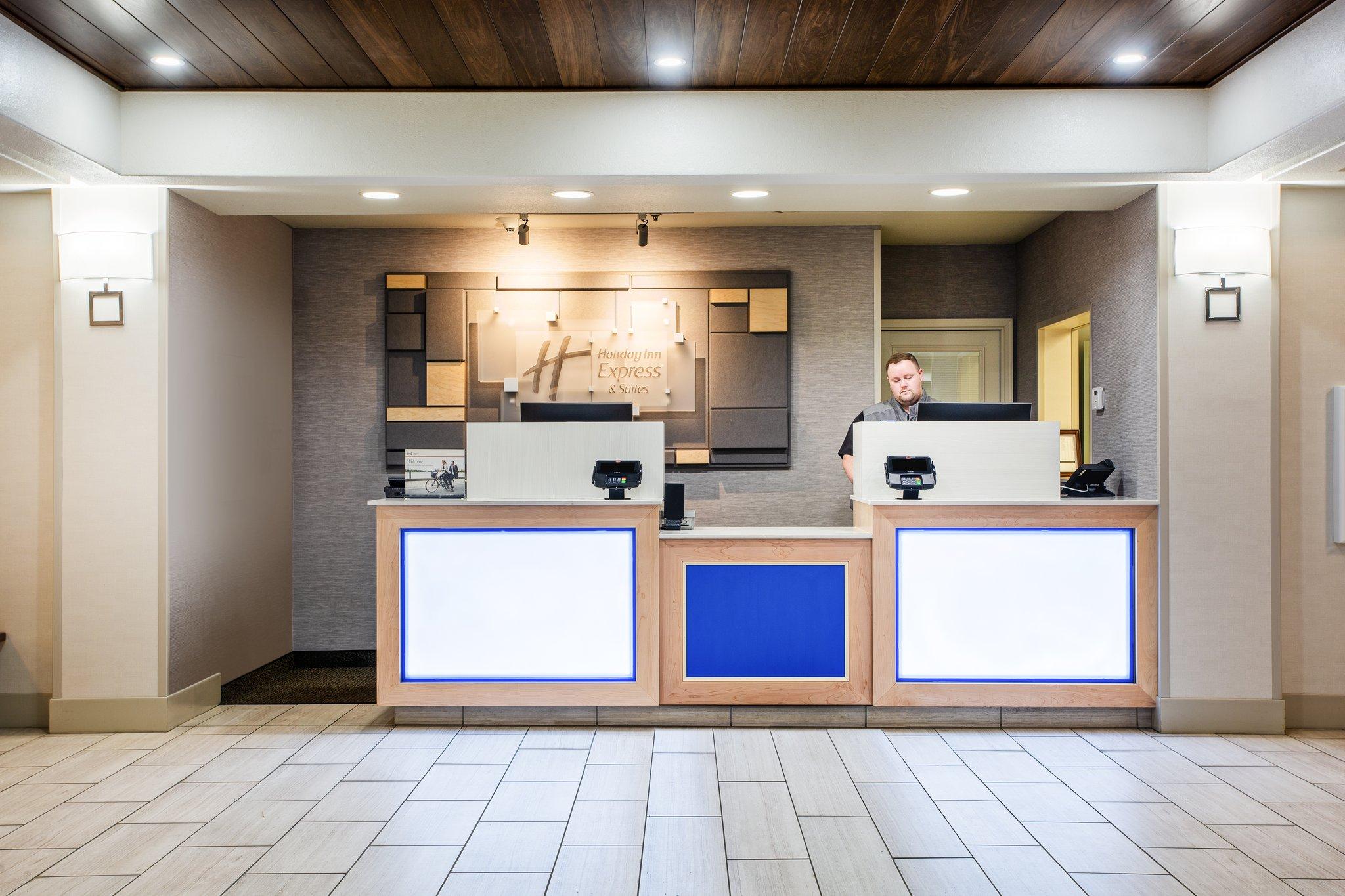 Holiday Inn Express Hotel & Suites Lewisburg in Lewisburg, WV