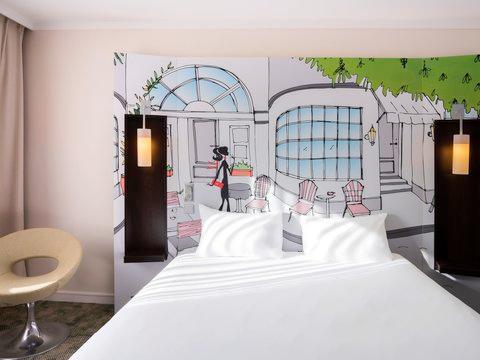 Hotel Ibis Styles Evry Cathedrale in Evry, FR