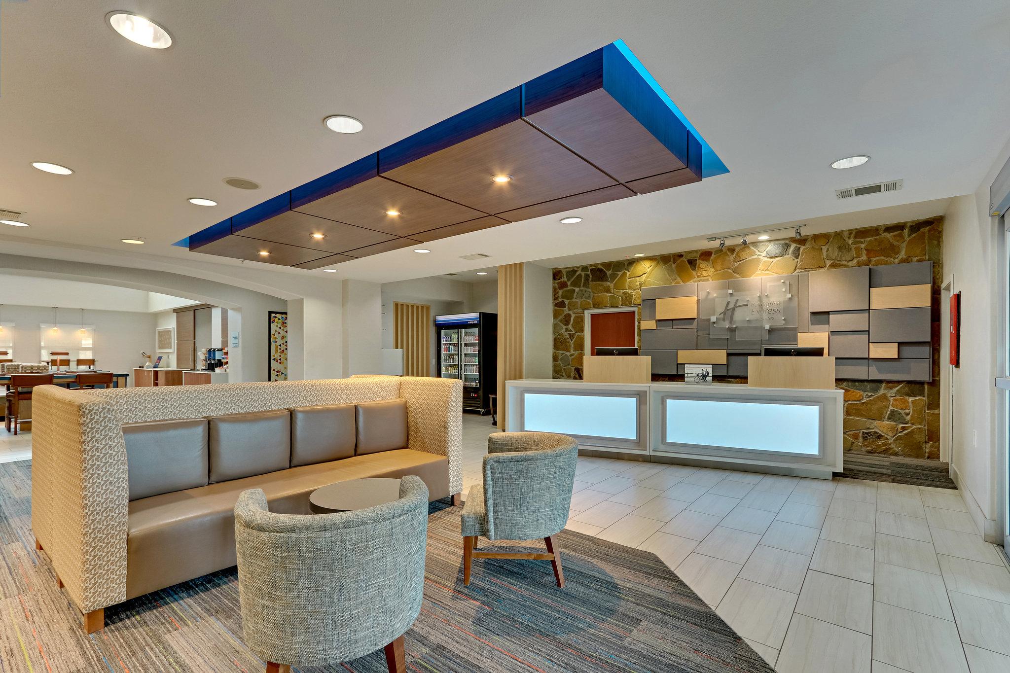 Holiday Inn Express Hotel & Suites Weatherford in Weatherford, TX