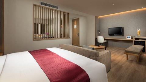 Holiday Inn Batang in กันซิ, CN