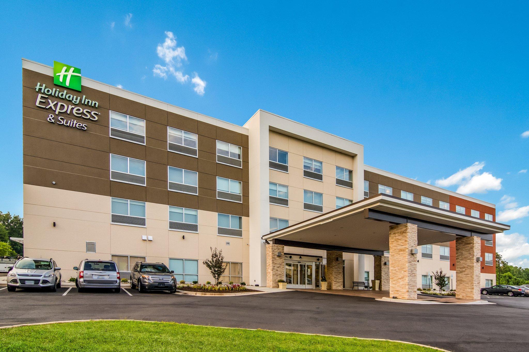 Holiday Inn Express & Suites Asheboro in Asheboro, NC