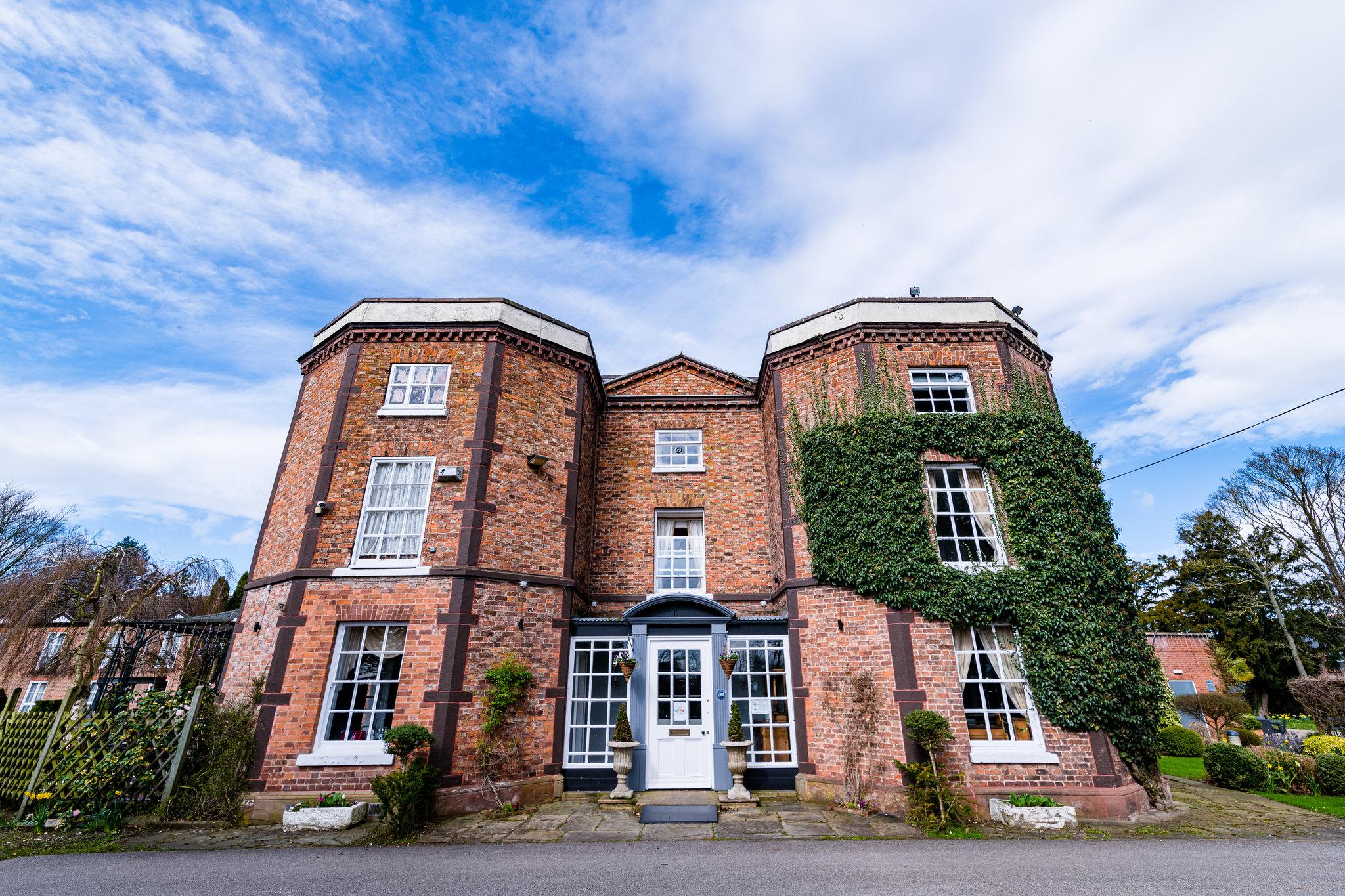 Rossett Hall Hotel in Wrexham, GB3