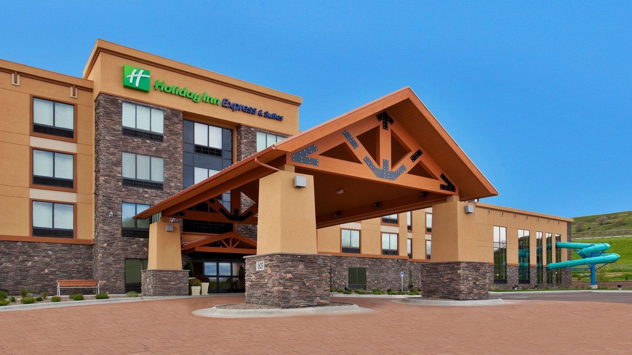 Holiday Inn Express and Suites Great Falls in Great Falls, MT