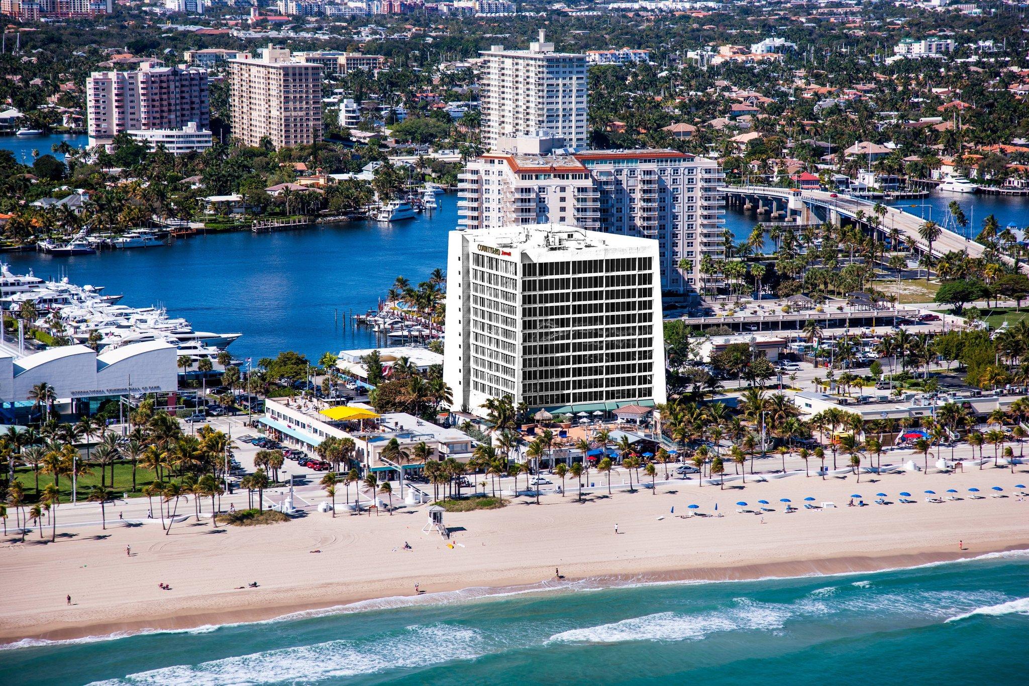 Courtyard Fort Lauderdale Beach in Fort Lauderdale, FL