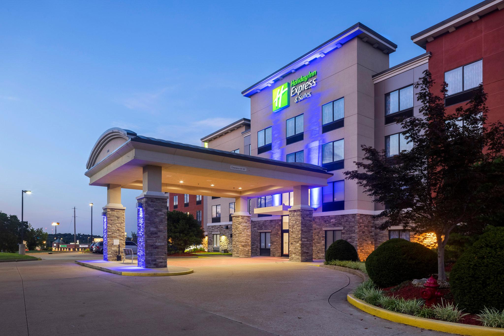 Holiday Inn Express Hotel & Suites Festus - South St. Louis in Festus, MO