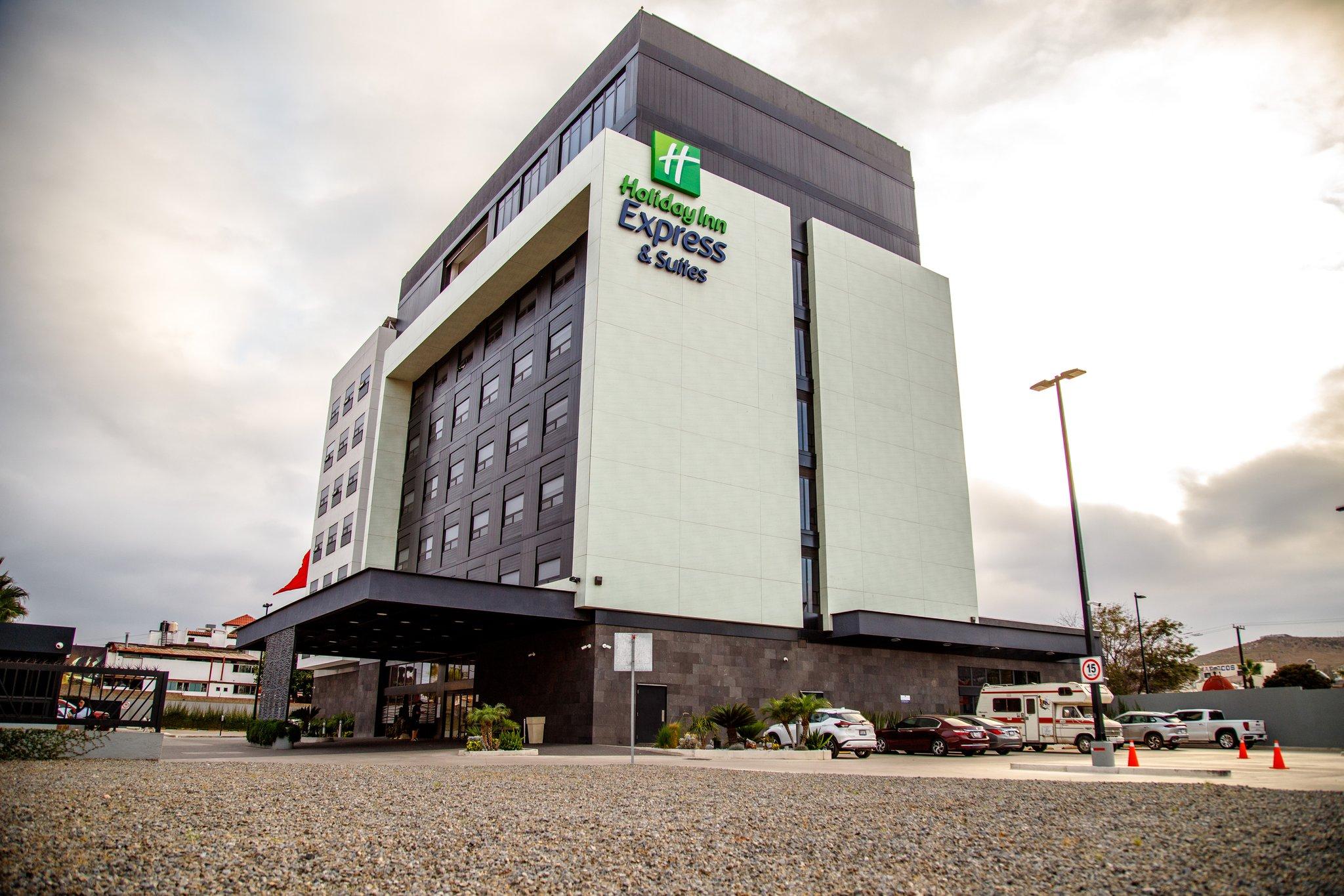 Holiday Inn Express & Suites Ensenada Centro in Ensenada, MX