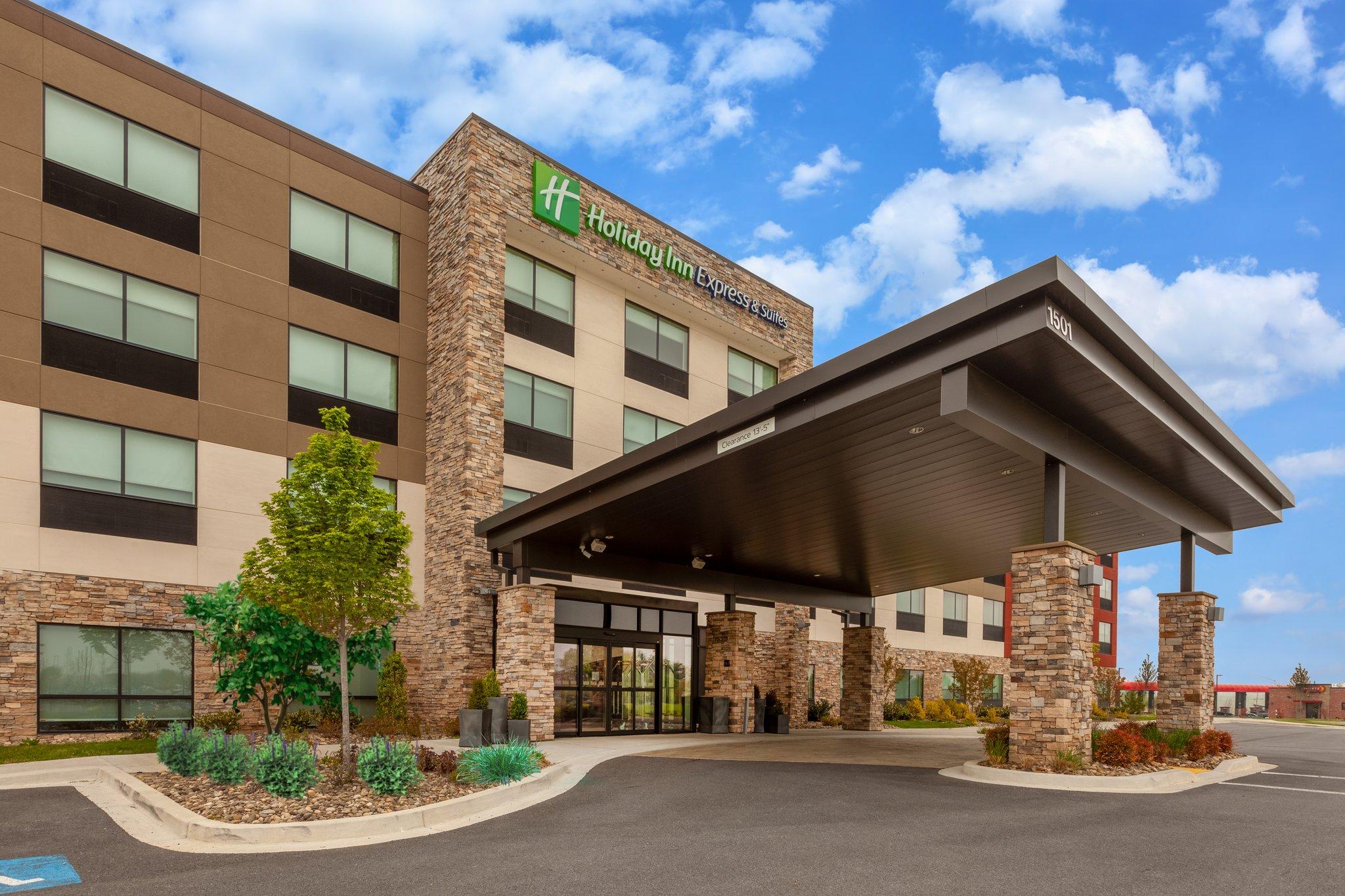 Holiday Inn Express & Suites Brunswick in Brunswick, MD