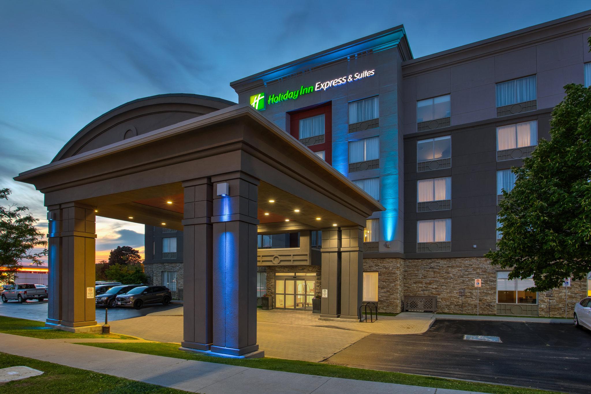 Holiday Inn Express Hotel & Suites Kingston in Kingston, ON