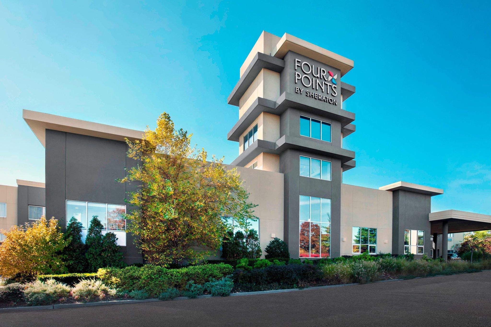Four Points by Sheraton Melville Long Island in Plainview, NY