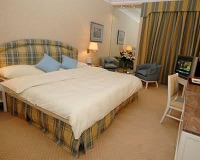 Golden Tulip Bahrain в Manama, BH