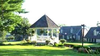 Century Suites Hotel en Bloomington, IN