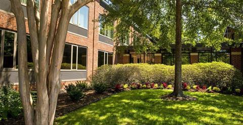 Williamsburg Woodlands Hotel & Suites in Williamsburg, VA