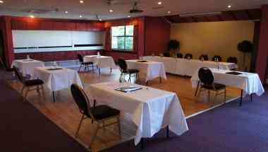 Royal Hotel в Cookstown, GB4