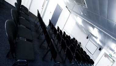 Leicester, GB1におけるPhoenix Square