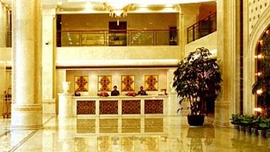 Binjiang Plaza Hotel image