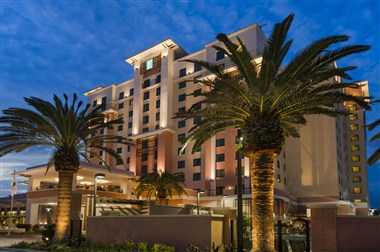 Embassy Suites by Hilton Orlando Lake Buena Vista South à Kissimmee, FL