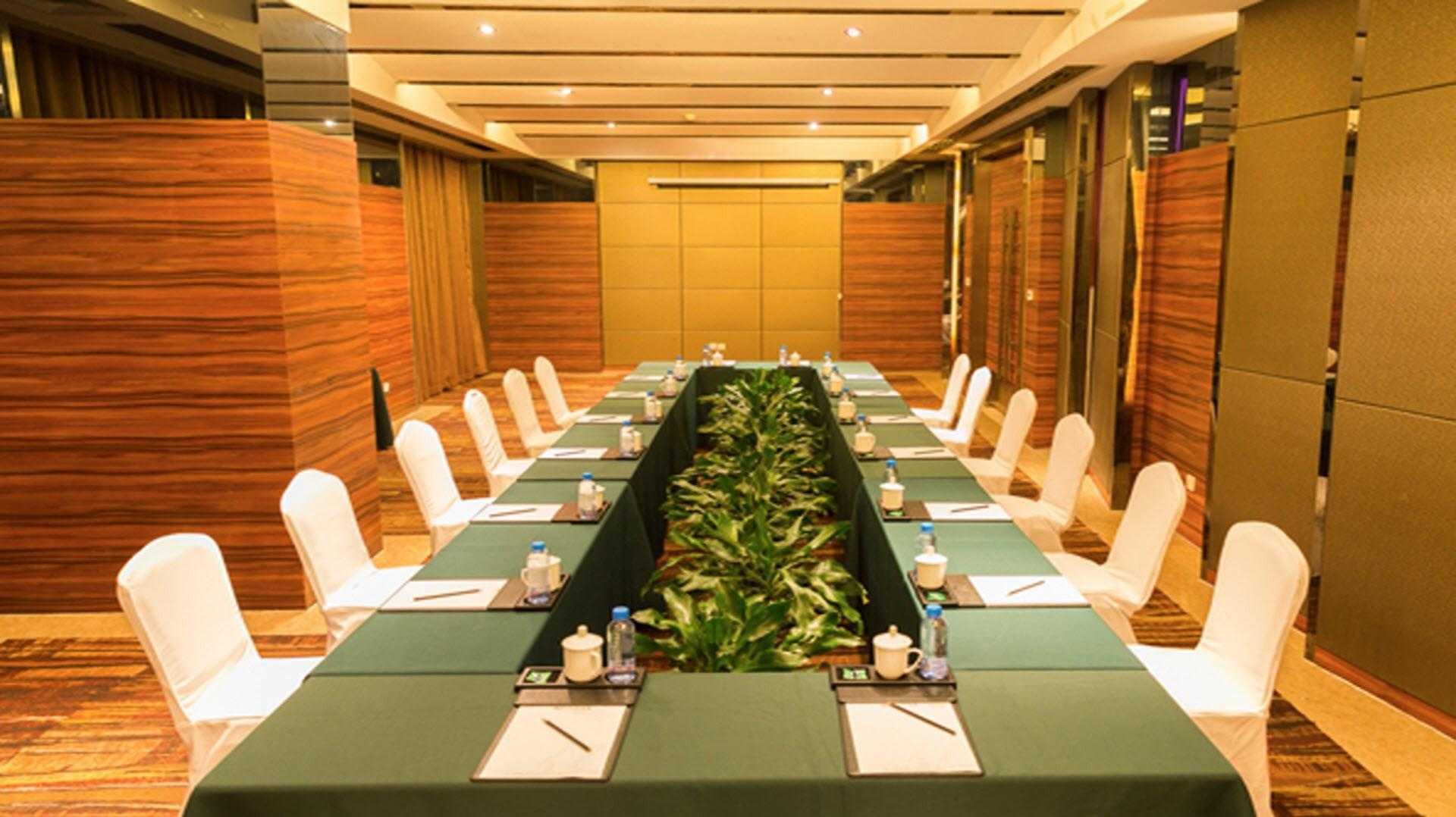 Jinan Jingshi Road·Nishi Haitai Hotel in Jinan, CN