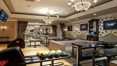 High Rollers Luxury Lanes & Lounge, Mashantucket, CT