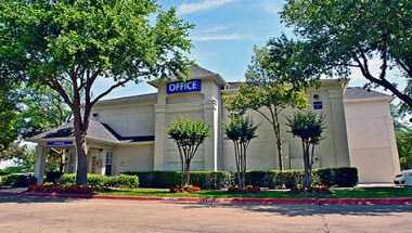 Austin, TX의 Studio 6 Austin Midtown