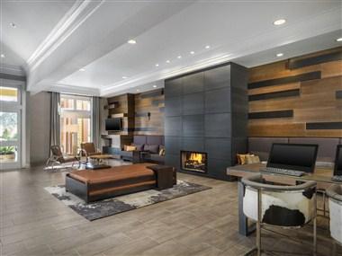 圣拉斐尔, CA 的 Marin Hilltop Hotel