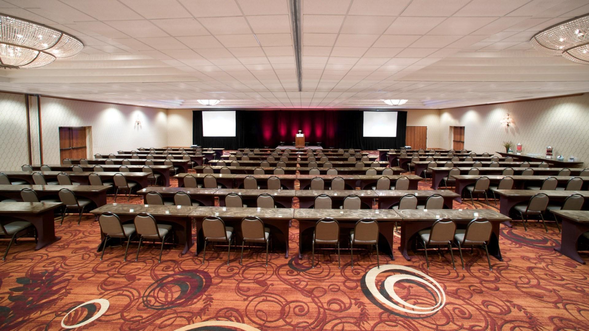 Sheraton Minneapolis West Hotel image