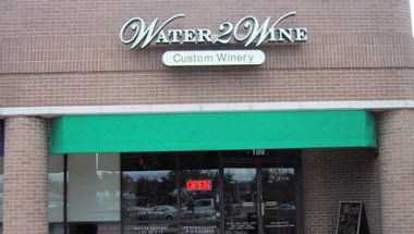 Austin, TX의 Water 2 Wine