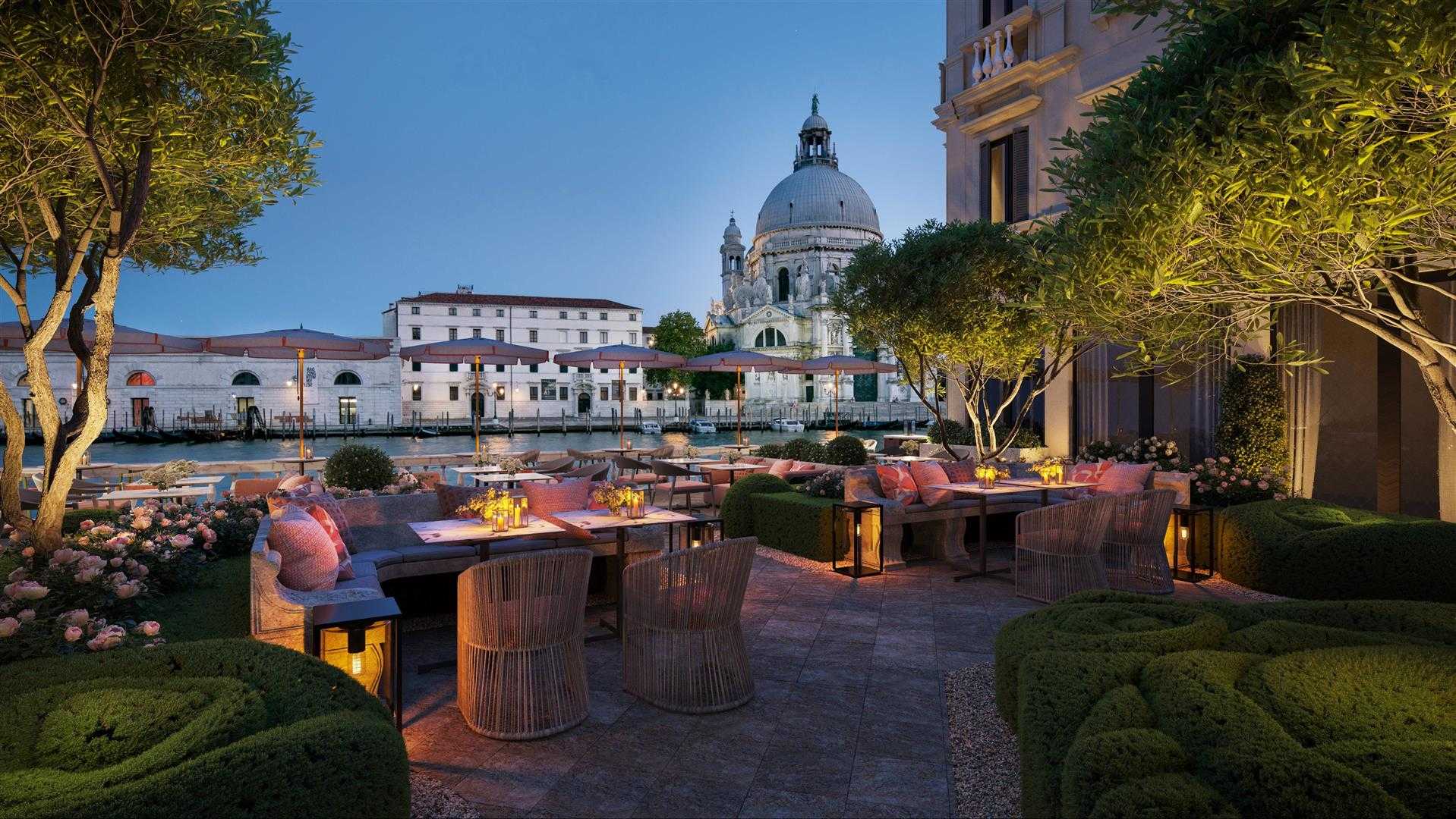 Venice, ITにおけるThe St. Regis Venice