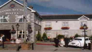 Flynns Shannon Key West Hotel em Rooskey, IE
