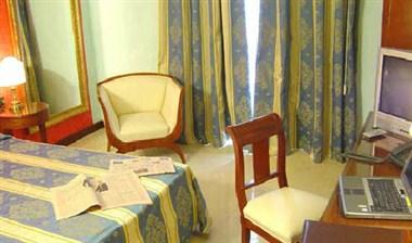 Alessandria, IT의 Hotel Londra