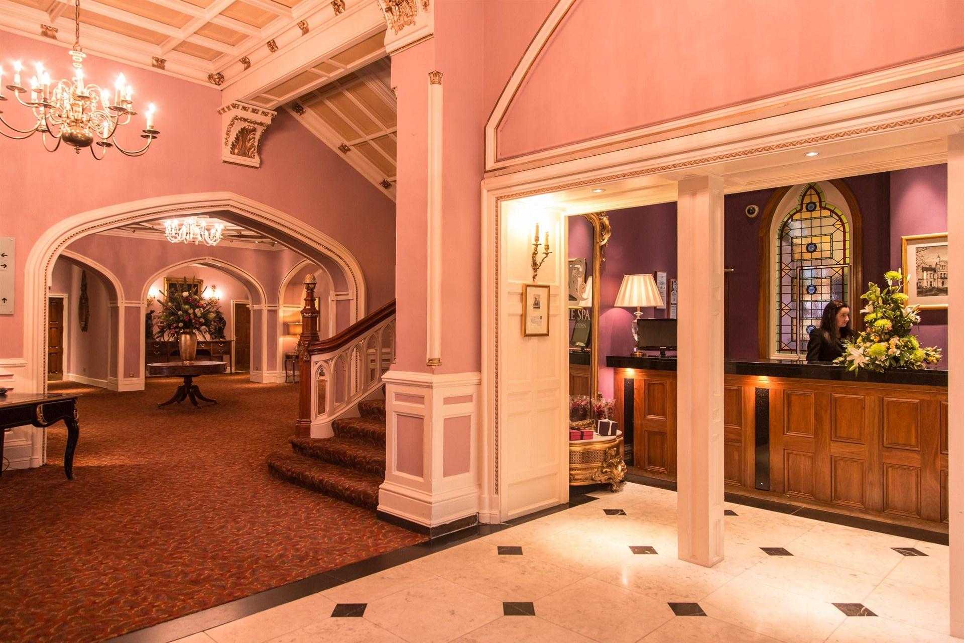 Culloden Estate and Spa в Holywood, GB4