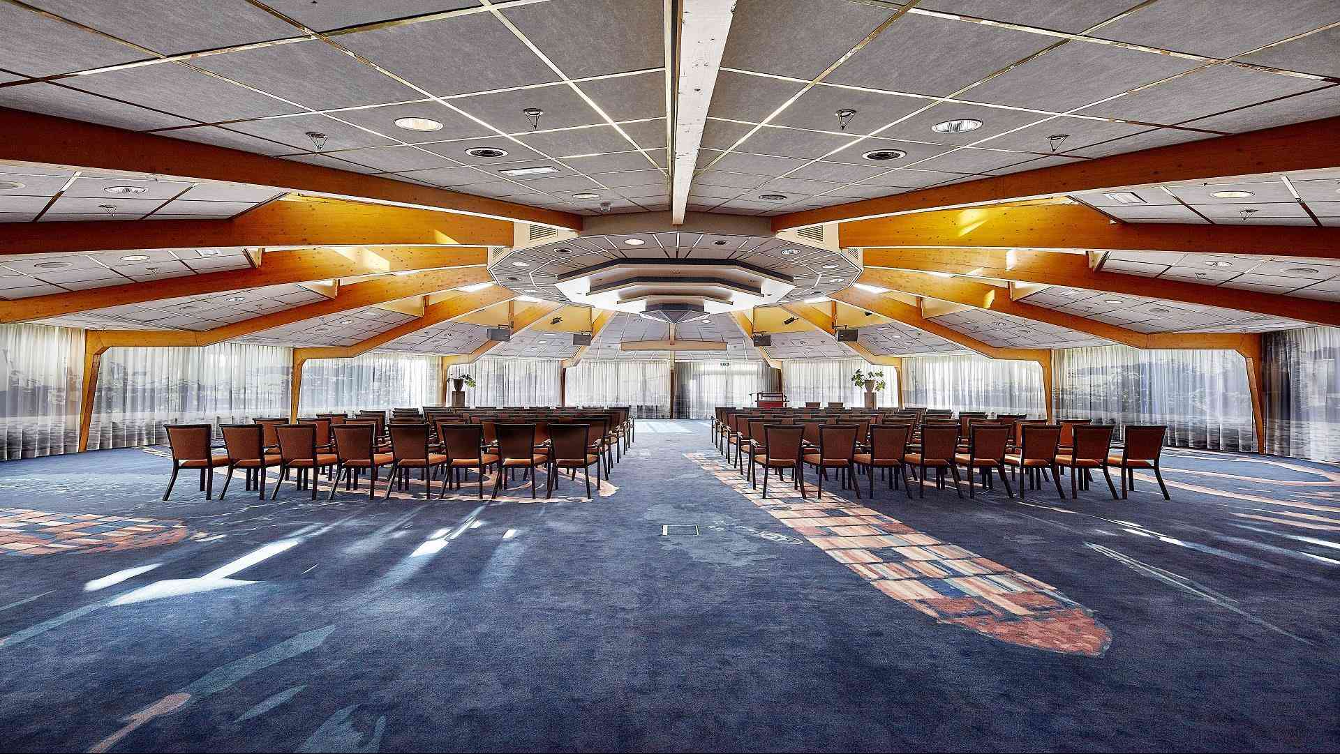 Spijkenisse, NLにおけるCarlton Oasis