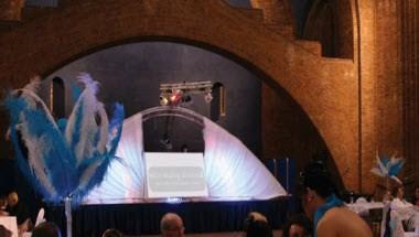 Leicester, GB1におけるWhite Wedding Disco