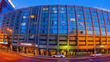 Boston, MAにおけるThe Colonnade Hotel