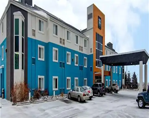 The Home Inn Express - Medicine Hat à Medicine Hat, AB