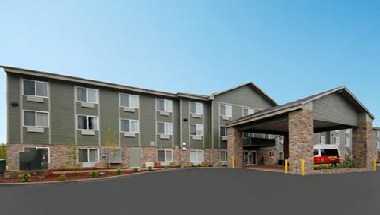 Comfort Suites Anchorage International Airport в Anchorage, AK
