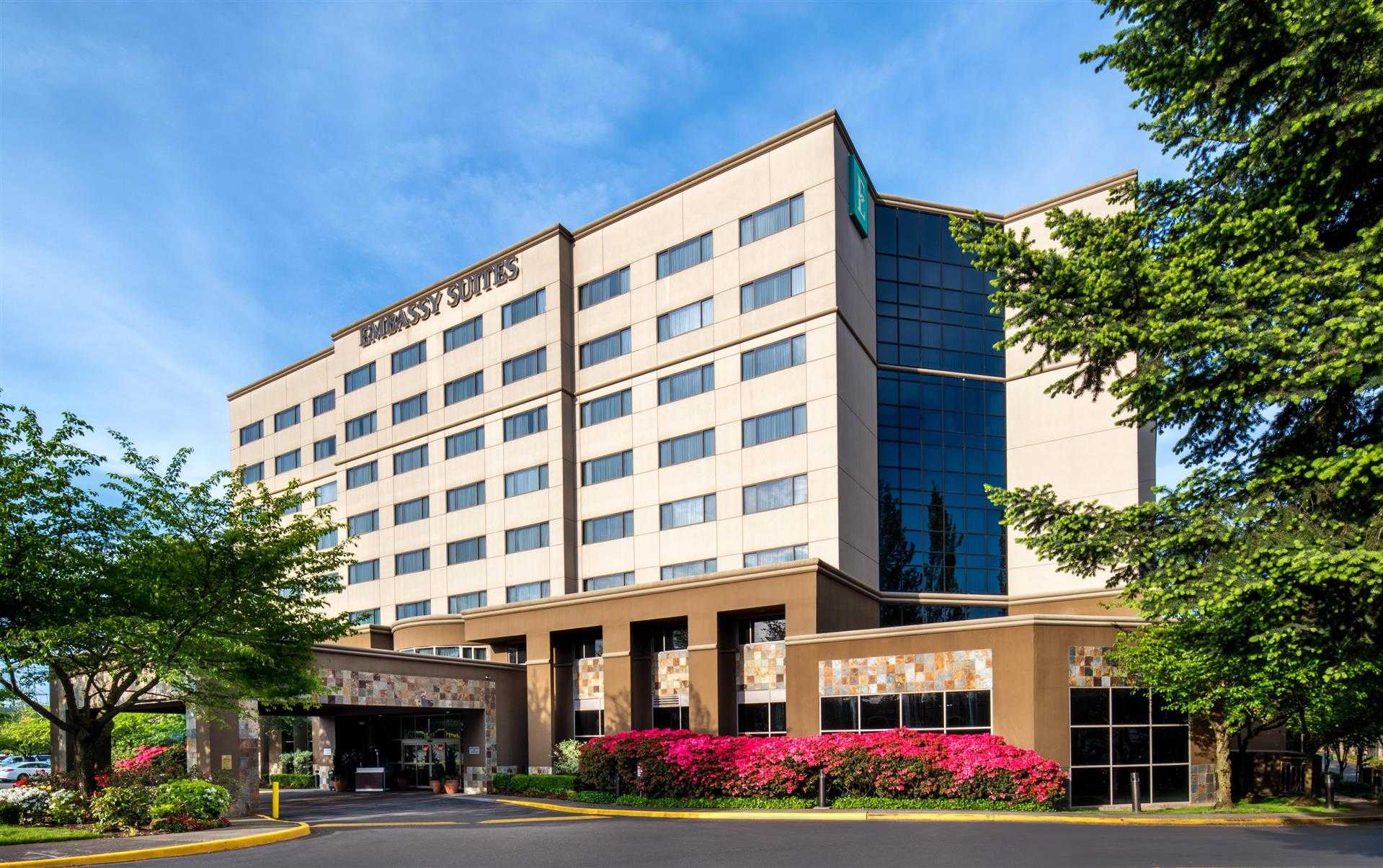 Embassy Suites by Hilton Seattle Tacoma International Airport em Seattle, WA