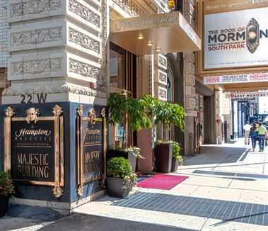 Hampton Inn Majestic Chicago Theatre District в Chicago, IL