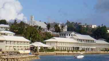 Puataukanave International Hotel в Neiafu, TO