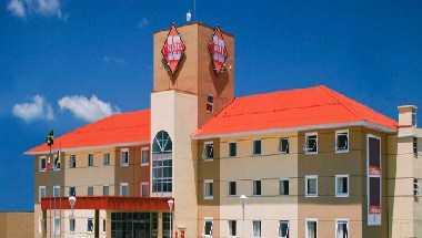 HOTEL 10 Itajai в Itajai, BR