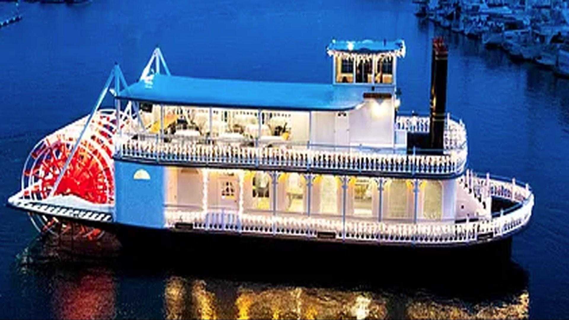 Scarlett Belle Cruise en Oxnard, CA