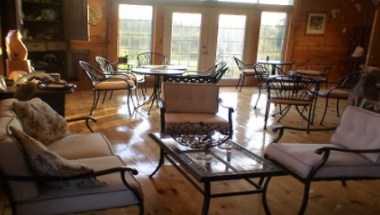 Milton, ON의 Elm Tree Centre