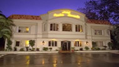 Pueblo Dorado Hotel image