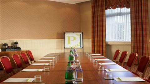 The Stirling Highland Hotel - part of The Cairn Collection em Stirling, GB2