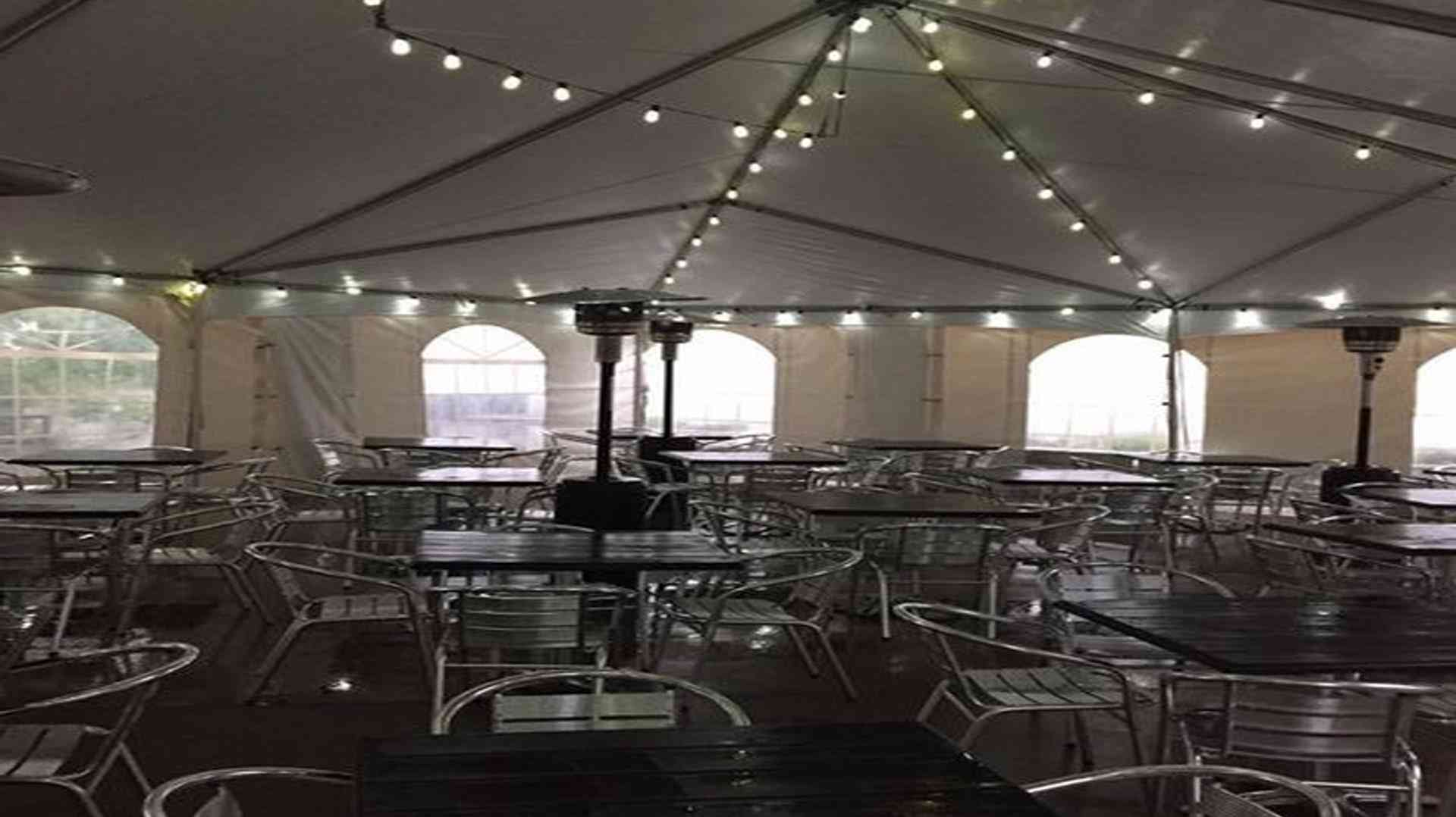 TOPO'S 403 en Bloomington, IN