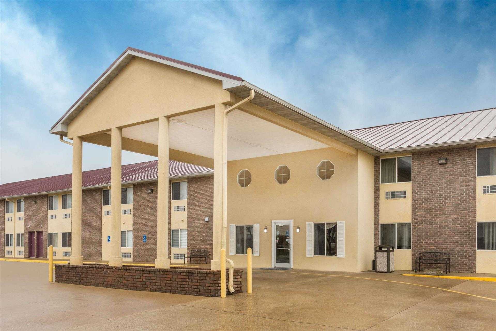 Baymont by Wyndham Bowling Green в Bowling Green, KY