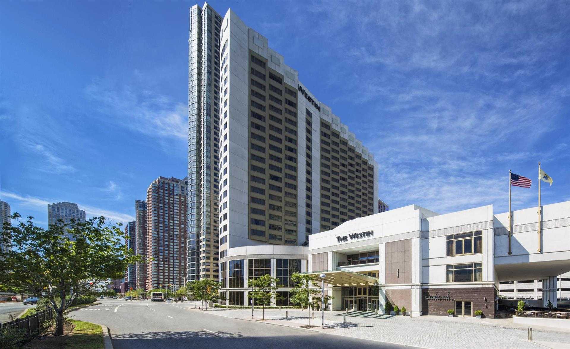The Westin Jersey City Newport в Jersey City, NJ