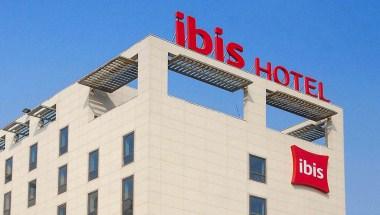 Hotel Ibis Hyderabad Hitech City image