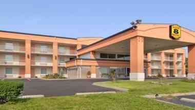 Kingsport, TN의 Super 8 by Wyndham Kingsport